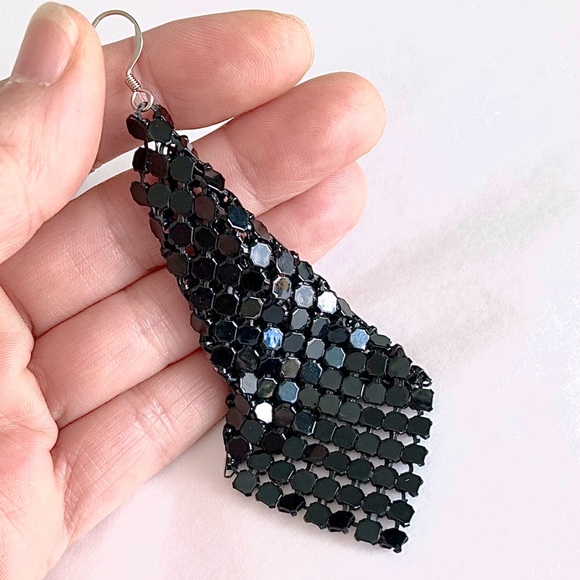 VINTAGE glomesh style large dangle earrings Black - Picture 2 of 3